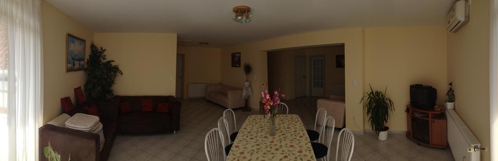 Szaloky Apartmanhaz Gyenesdias Luaran gambar