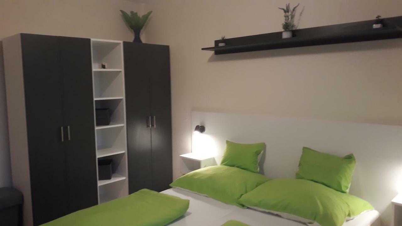 Szaloky Apartmanhaz Gyenesdias Luaran gambar