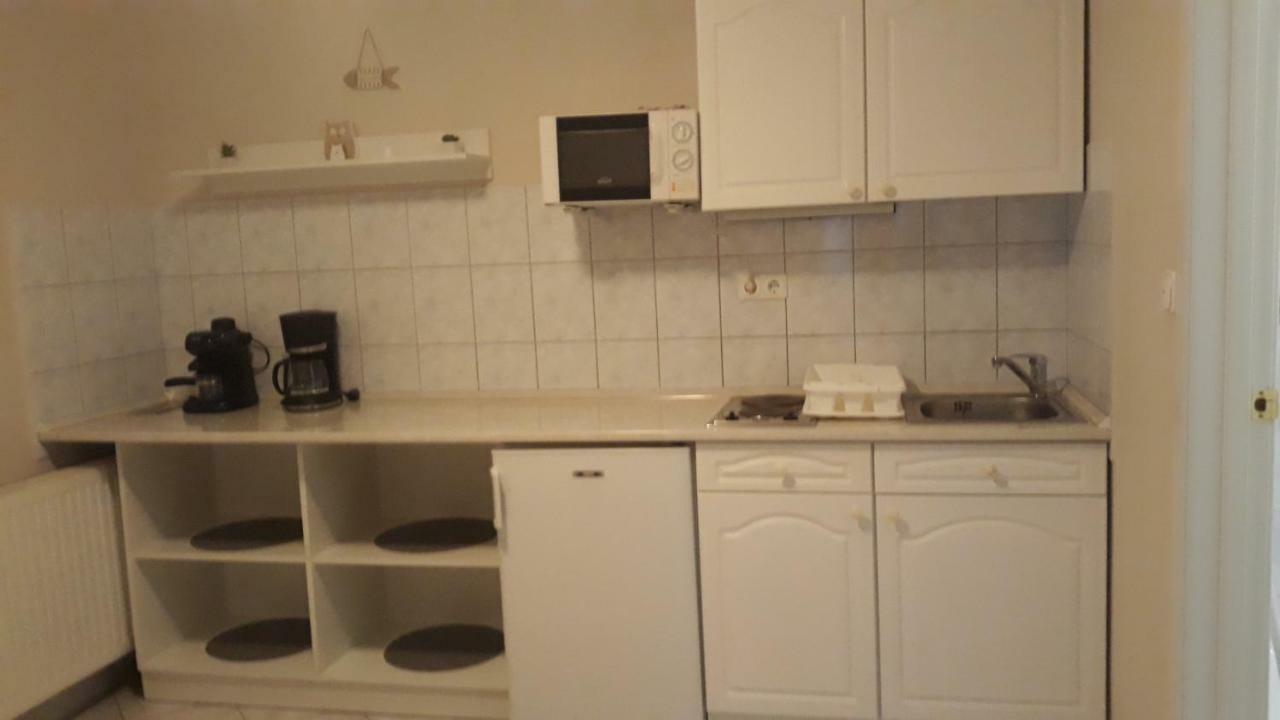 Szaloky Apartmanhaz Gyenesdias Luaran gambar