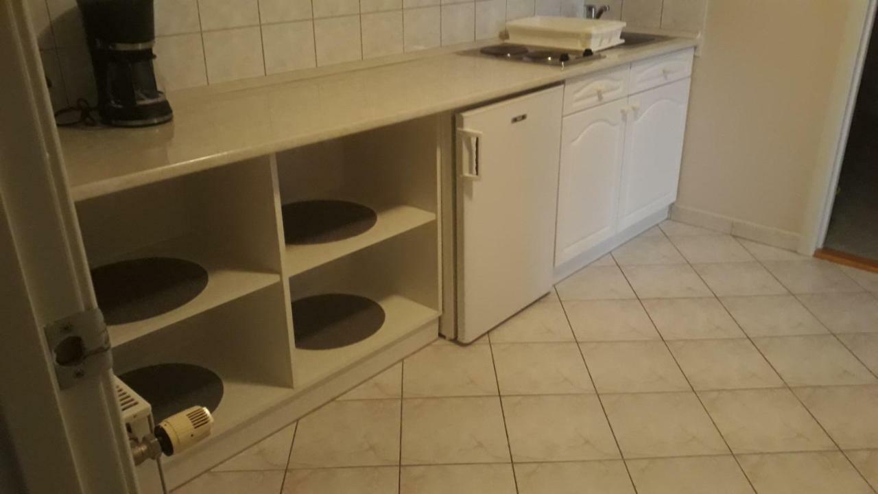 Szaloky Apartmanhaz Gyenesdias Luaran gambar